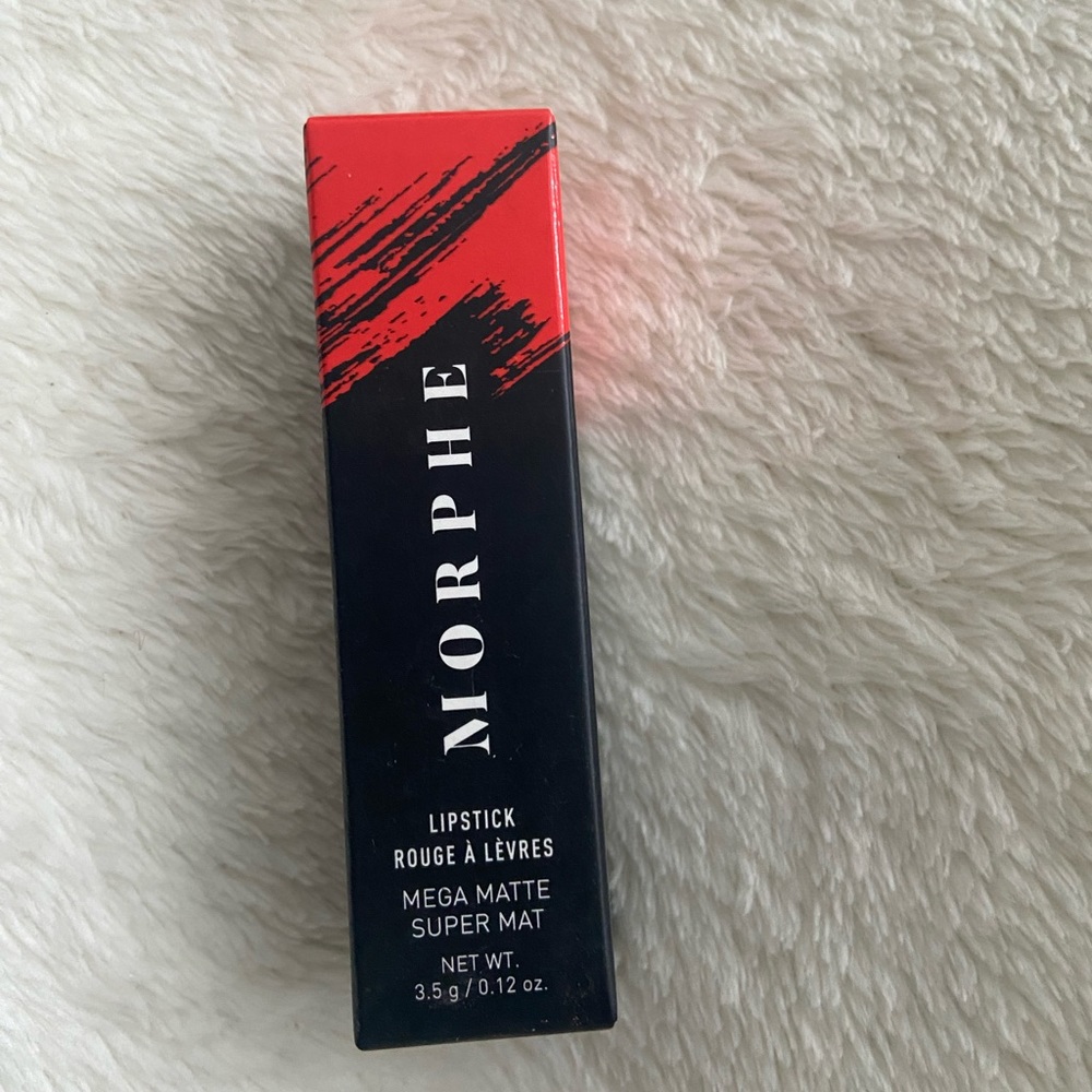 Morphe red lipstick
